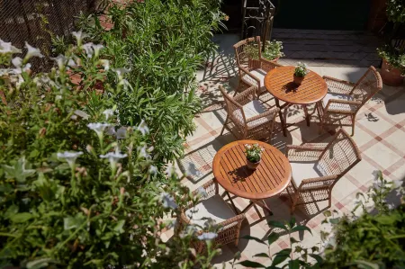 ホテル ドナ パレス