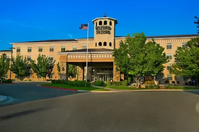 Oxford Suites Boise Hotel a 