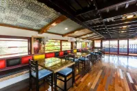 Sreekrishna Houseboats