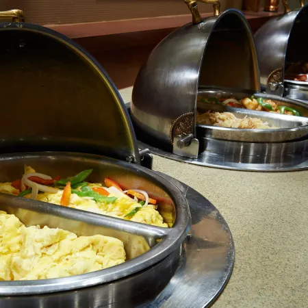 DoubleTree by Hilton Detroit - Dearborn