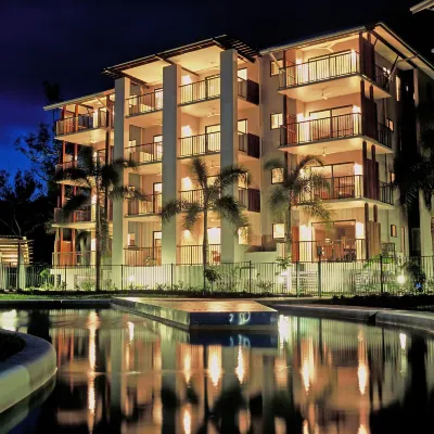 Blue Lagoon Resort Hotels near Trinity Beach