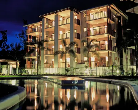Blue Lagoon Resort Hotels in Trinity Beach