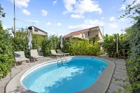 Regina Apartments - Parkering
