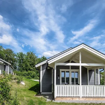 Halens Camping Och Stugby Отели в г. Улувстрём