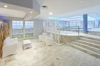 厄爾巴莫特里爾海灘商務酒店 - 沙灘