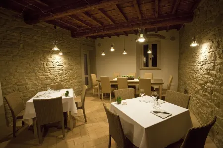 Corte San Ruffillo-Azienda Agrituristica Отели в г. Санта-София