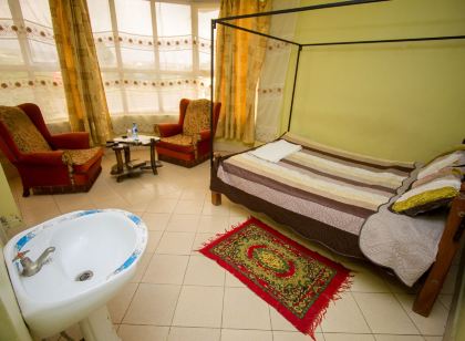 Three Ways Hotel & Restaurant