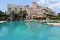 Jenneys Residency - Pools