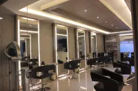 Holiday Palace