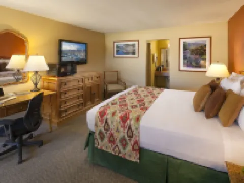 Sandpiper Lodge - Santa Barbara Hotels near Arroyo Burro Beach County Park