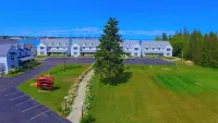 Clearwater Lakeshore Motel Hotels in Mackinaw Township