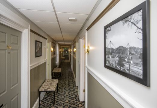 헤이즈 밸리 인 대표 이미지