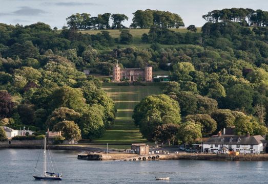 2. 더 에지컴 암..