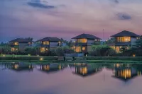 Water Garden Sigiriya - 30 Chic Designed Private Villas Overlooking Sigiriya Hotel in zona Inamaluwa Isipathanarama Viharaya