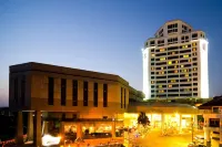 Thumrin Thana Hotel Hôtels à : 