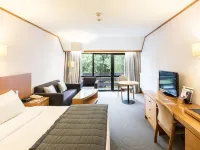 Commodore Airport Hotel Christchurch Hotels near Burnside