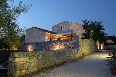 Tenuta Zannafondo Отели в г. Plaja Grande