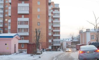 Red Hotel