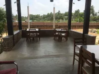 Summer Cottage Hotels in Arugam