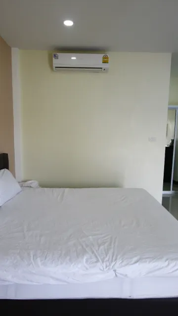 ห้องสแตนดาร์ด เตียงใหญ่ 1 เตียง