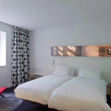 Hotel Gat Point Charlie