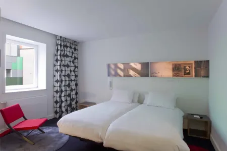 Hotel Gat Point Charlie