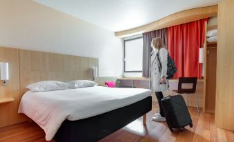 Ibis Angers Centre Château