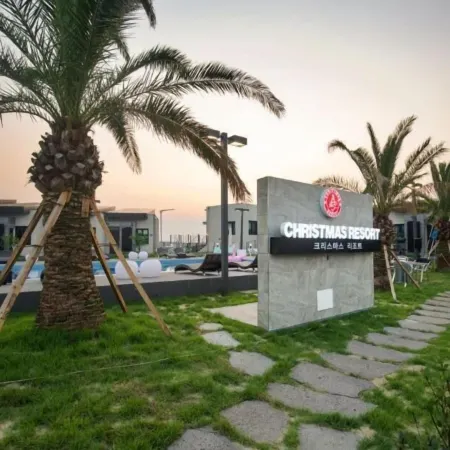 Christmas Resort Отели рядом с достопримечательностью «Храм Кымбунса»