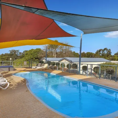 Metung Holiday Villas Отели в г. Лейкс-Энтранс