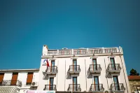 Menendi Otel