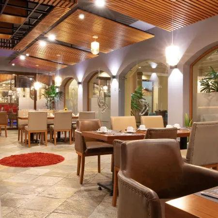 Grand Victoria Boutique Hotel