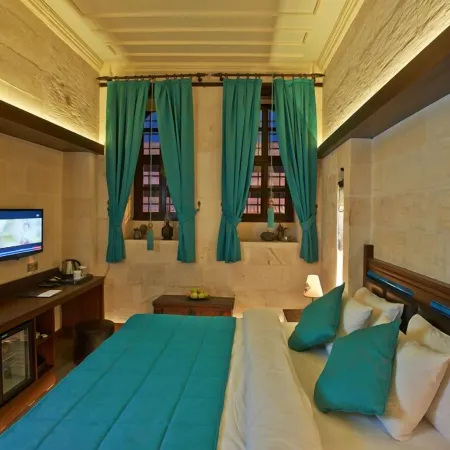 Sirehan Hotel