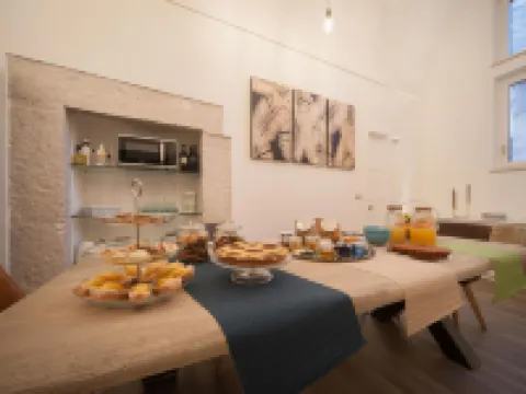Sotrani Hotels in Trani