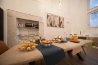 Sotrani Hotels in Trani