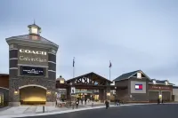 Imperia Hotel & Suites Saint-Eustache Hotels in Boisbriand