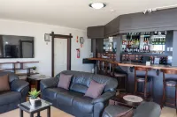 Bar-t-Nique Guest House Hotel a Dana Bay