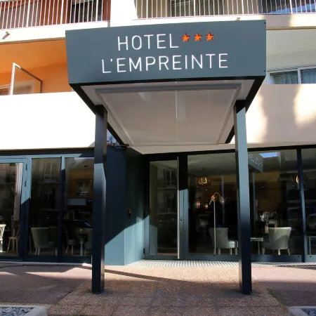 Hôtel l'Empreinte Отели рядом с достопримечательностью «Стадион Шарля-Эрманна»