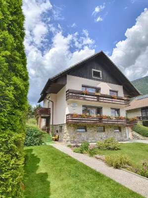 Apartments and Rooms Banić Hotels in Gozd Martuljek