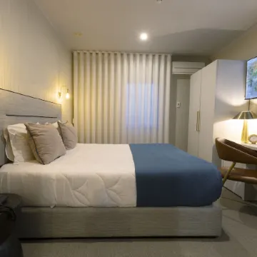 Hotel America