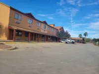 Cotulla Whitten Inn Отели в г. Котулла