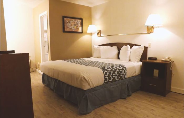 Coratel Inn & Suites by Jasper McCook