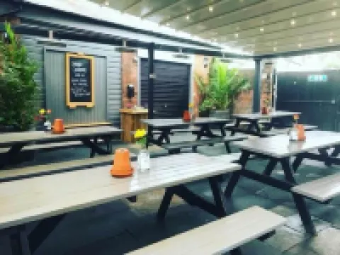 더 앵커 인 카우즈