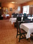 Lapphaugen Turiststasjon Hotels in Lavangen