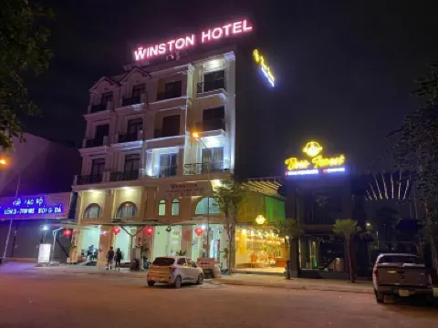 溫斯頓河畔飯店 Cửa Hàng Tạp Hóa 381附近的飯店