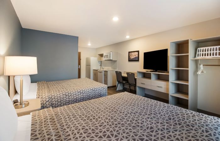 WoodSpring Suites East Lansing - University Area