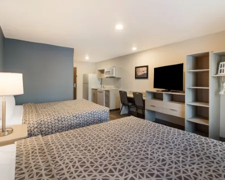 WoodSpring Suites Wixom - Novi Hotels in Wixom