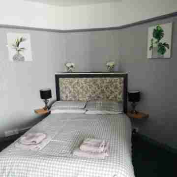 The Old Castle Hotel Rooms