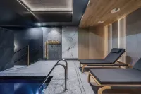 سو سوهو - مسبح