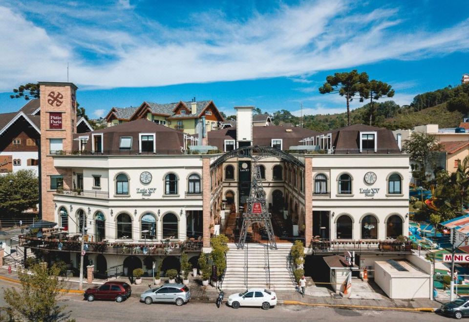 hotel overview picture
