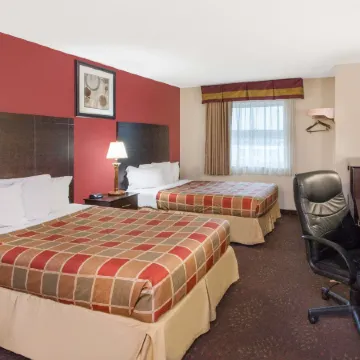 Travelodge by Wyndham Romulus Detroit Airport